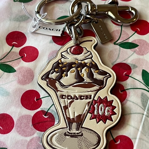 🍒🍧🍒  COACH ICE CREAM BAG CHARM  🍒🍧🍒 NWT 🍒🍧🍒 - Picture 11 of 16